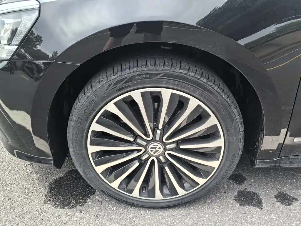Volkswagen Passat 2019