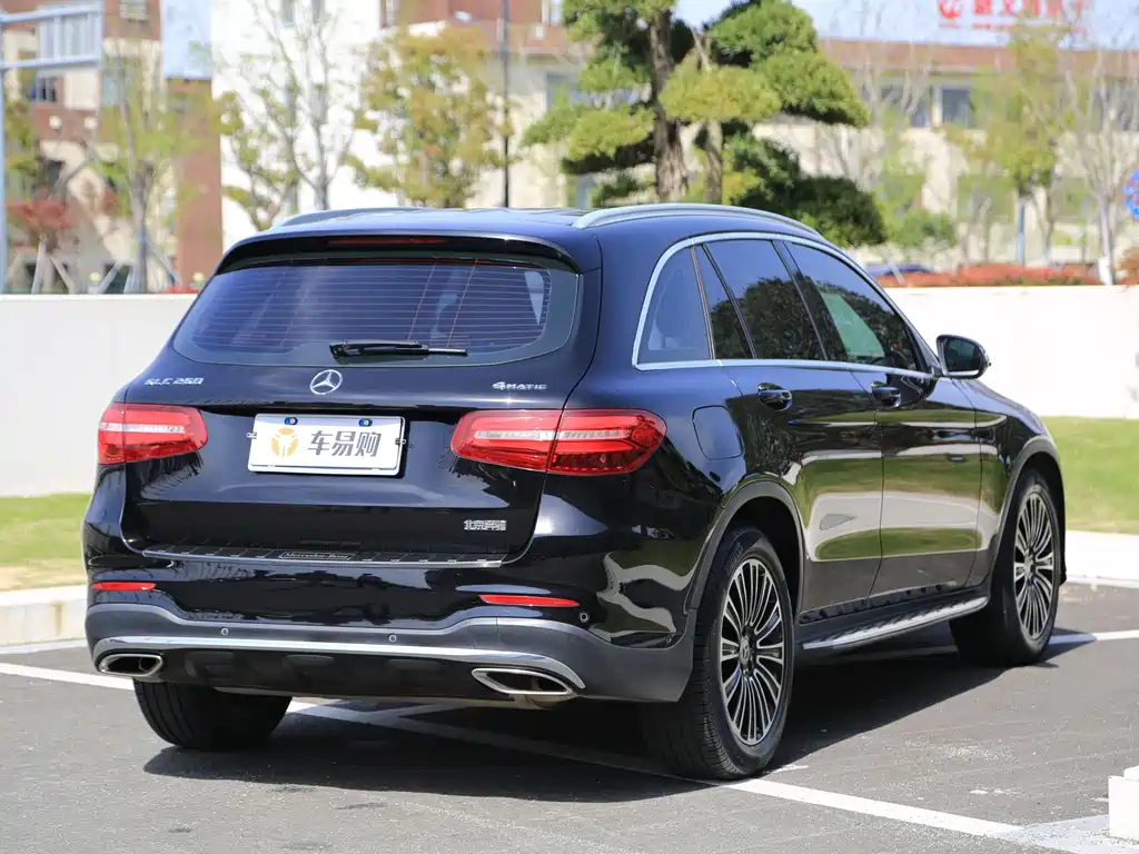 Mercedes-Benz GLC 2018 — фото 22