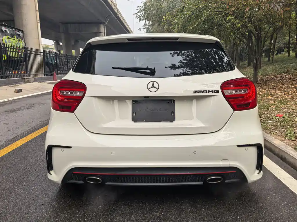 Mercedes-Benz A-Class 2018 — фото 8