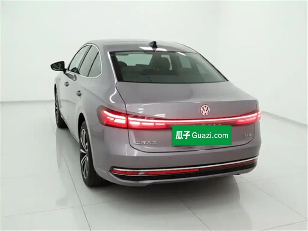 Volkswagen Passat 2025 — фото 6