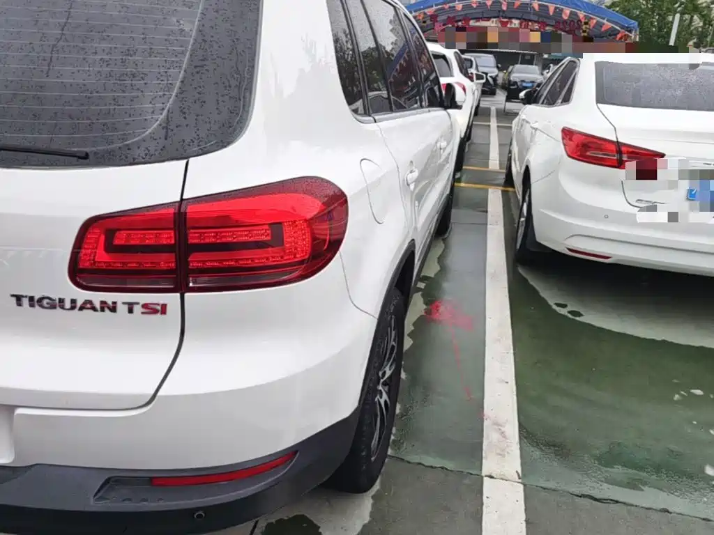 Volkswagen Tiguan 2015 — фото 8