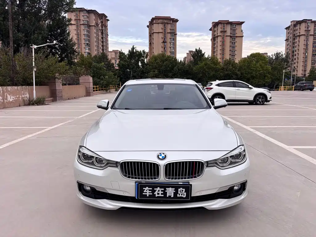 BMW 3 Series 2019 — фото 1