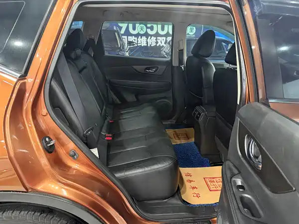 Nissan X-Trail 2014