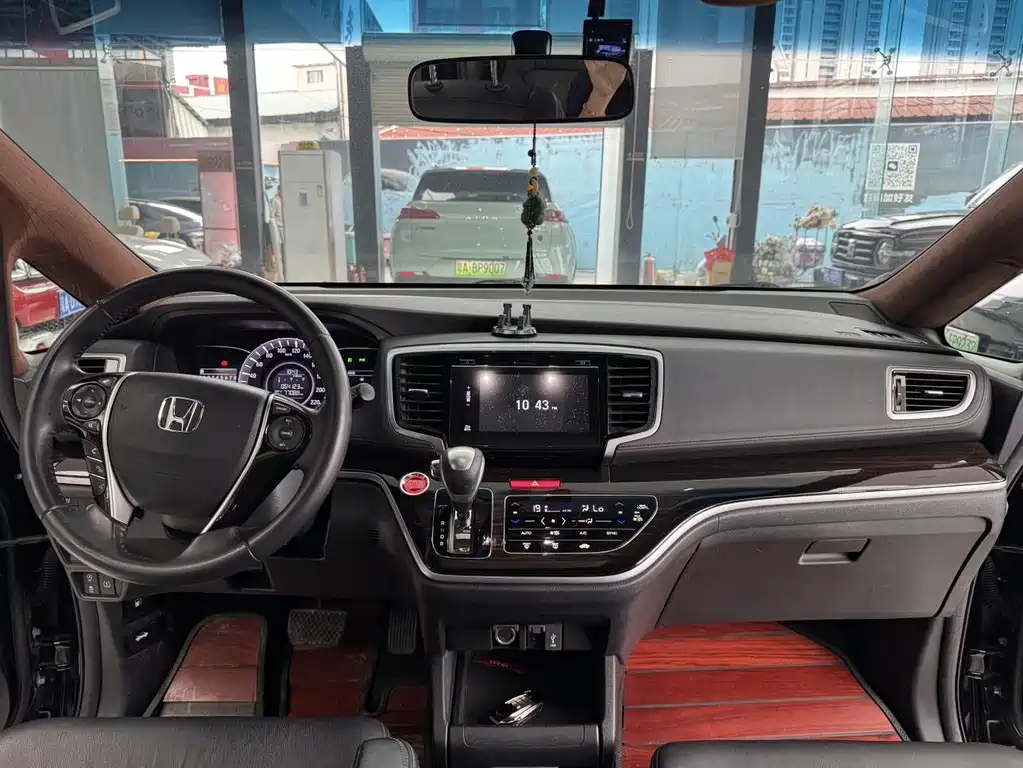 Honda Odyssey 2019 — фото 11