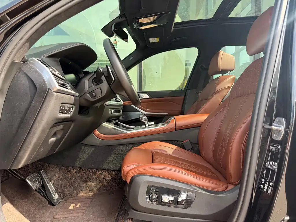 BMW X7 2021 — фото 11