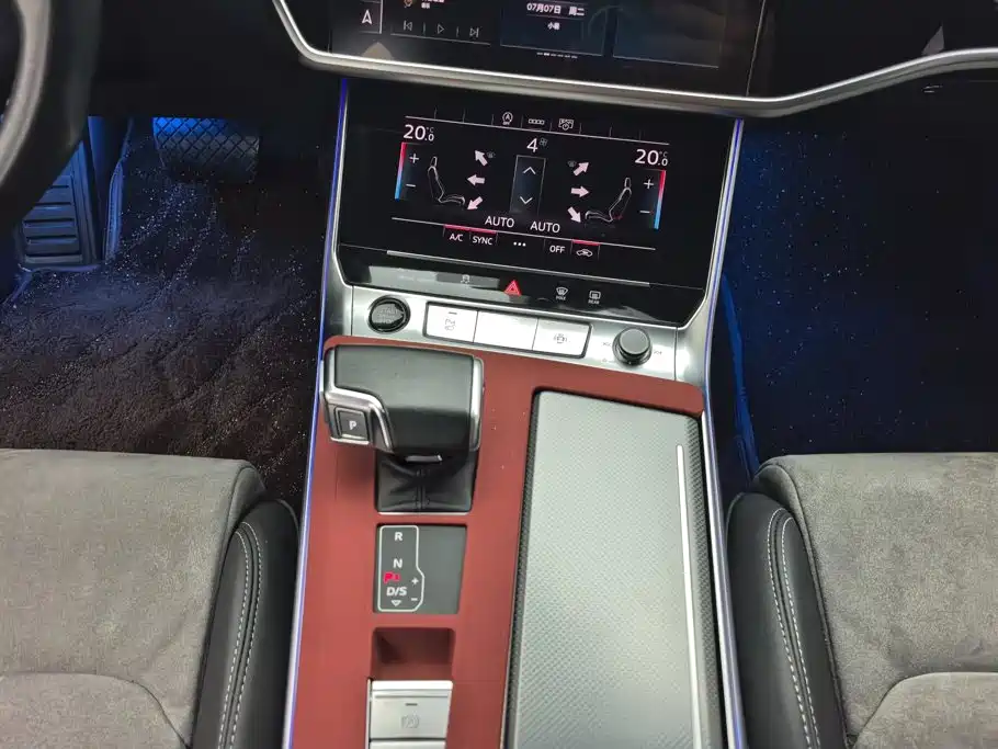Audi A6L 2023 — фото 16