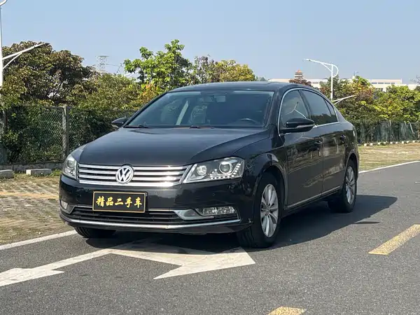 Volkswagen Magotan 2013