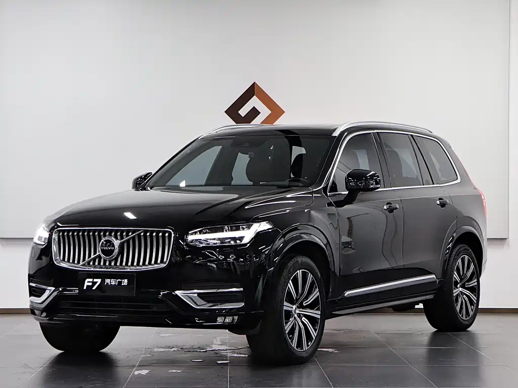 Volvo XC90 2021 — фото 1