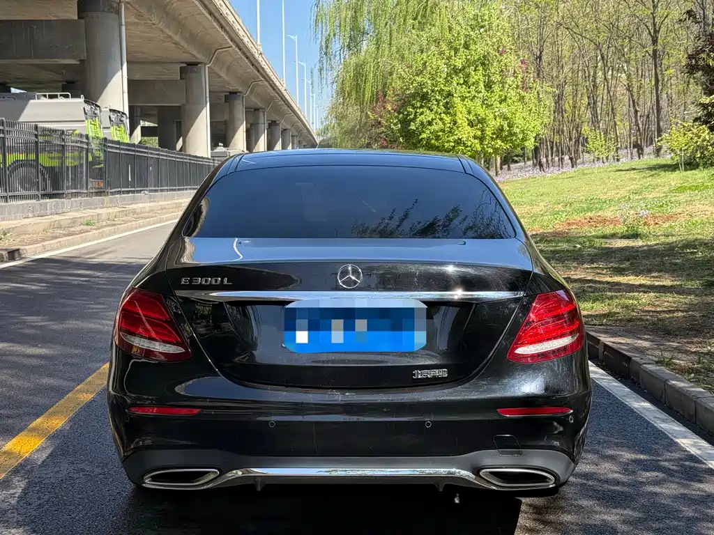 Mercedes-Benz E-Class 2019