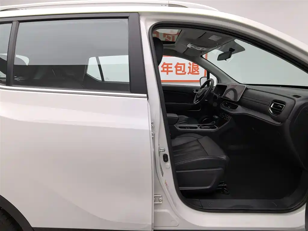 GAC Motor Trumpchi GS3 2022 — фото 23
