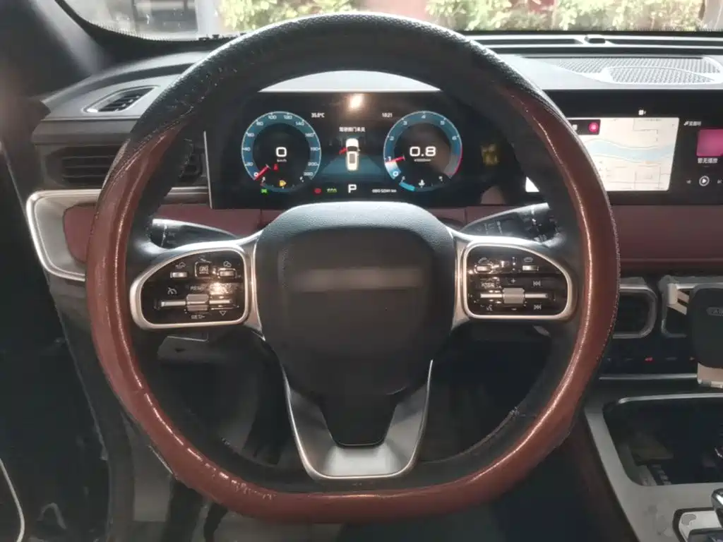 Jetour Jietu X70 PLUS 2024 — фото 11