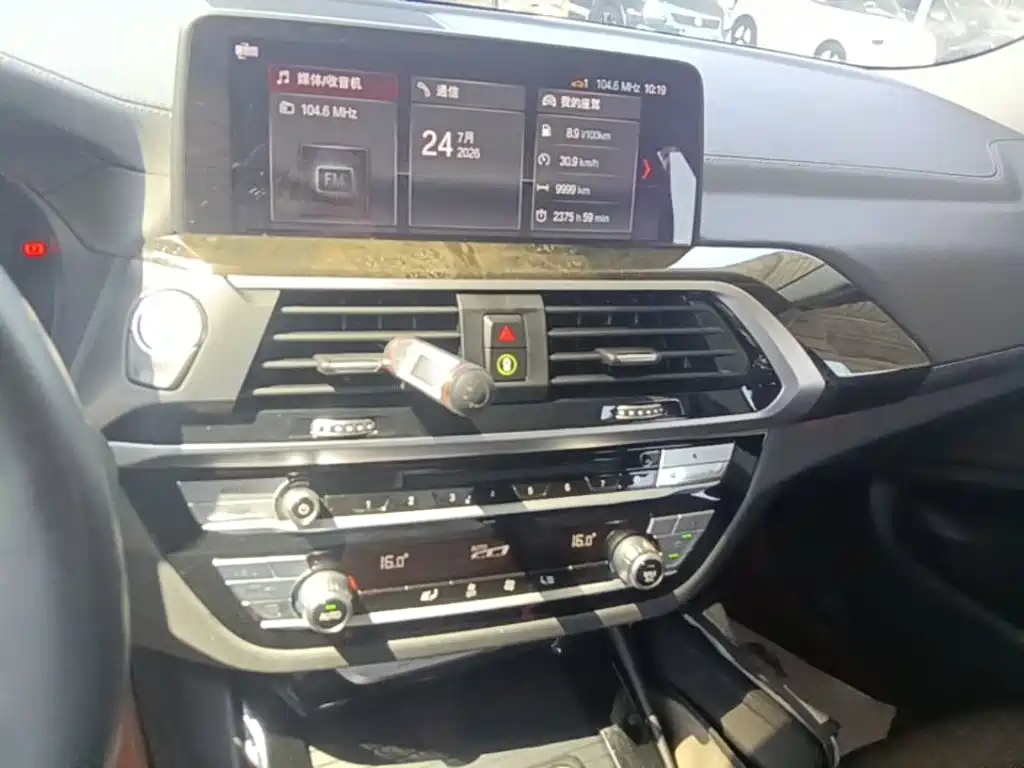 BMW X3 2018 — фото 13