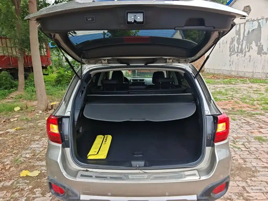 Subaru Outback 2017 — фото 19