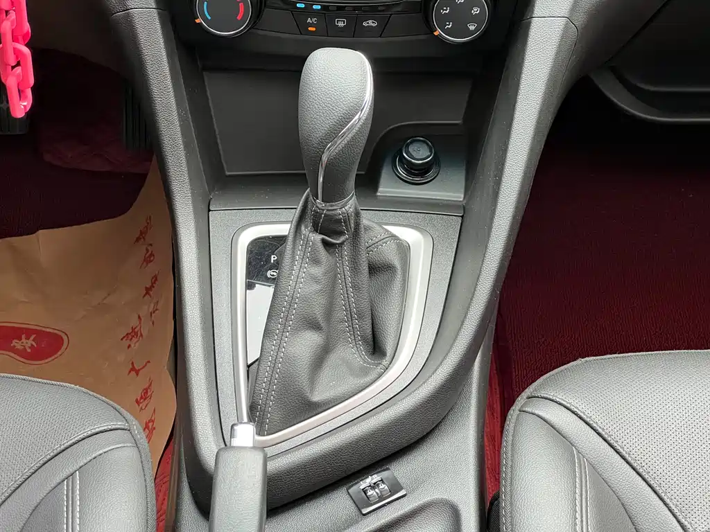 Buick Excelle 2021 — фото 13