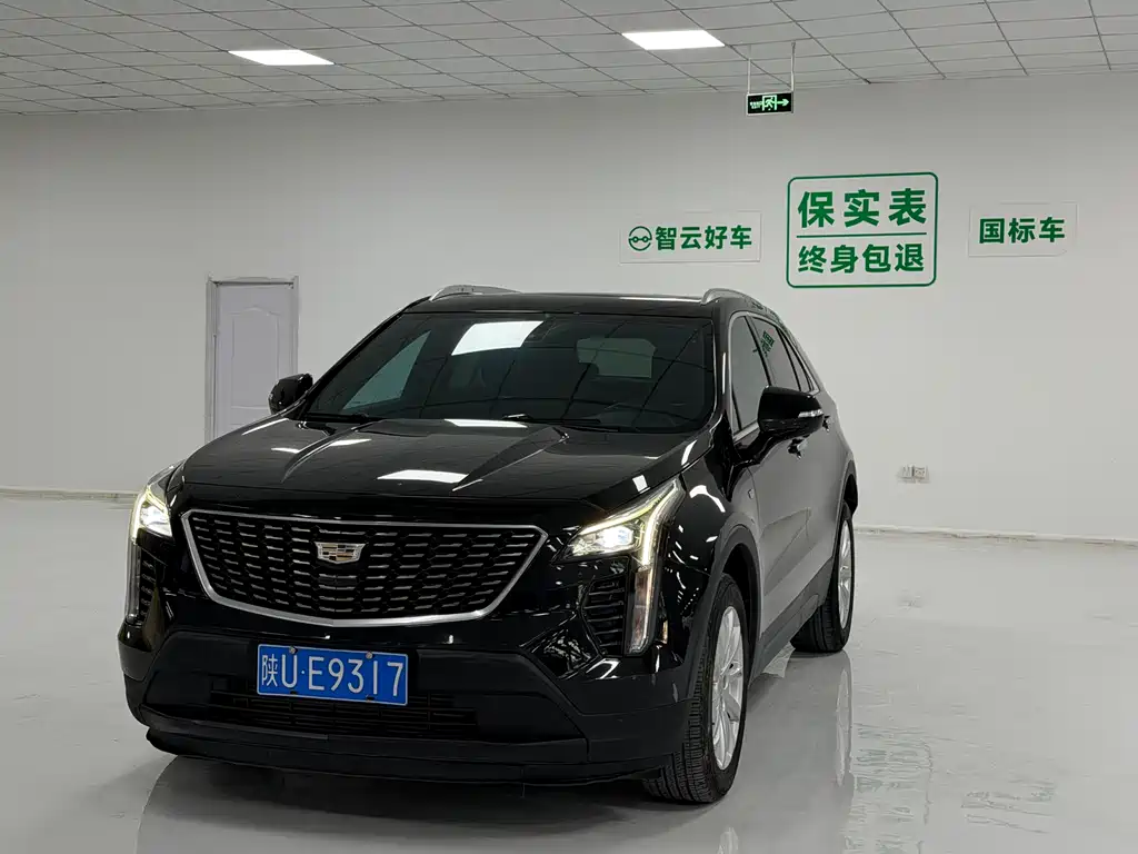 Cadillac XT4 2020 — фото 1