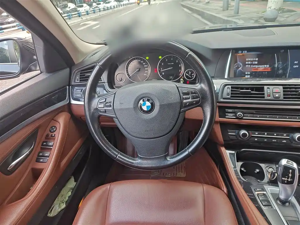 BMW 5 Series 2014 — фото 3