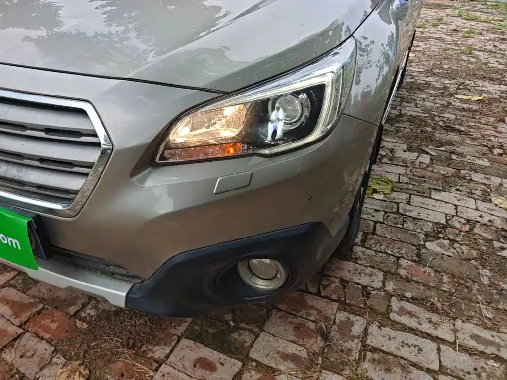 Subaru Outback 2017 — фото 24