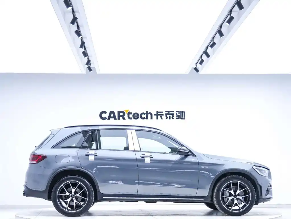 Mercedes-Benz GLC AMG 2021 — фото 6