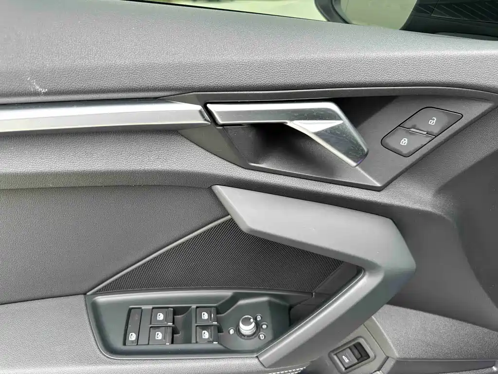 Audi A3 2022 — фото 11