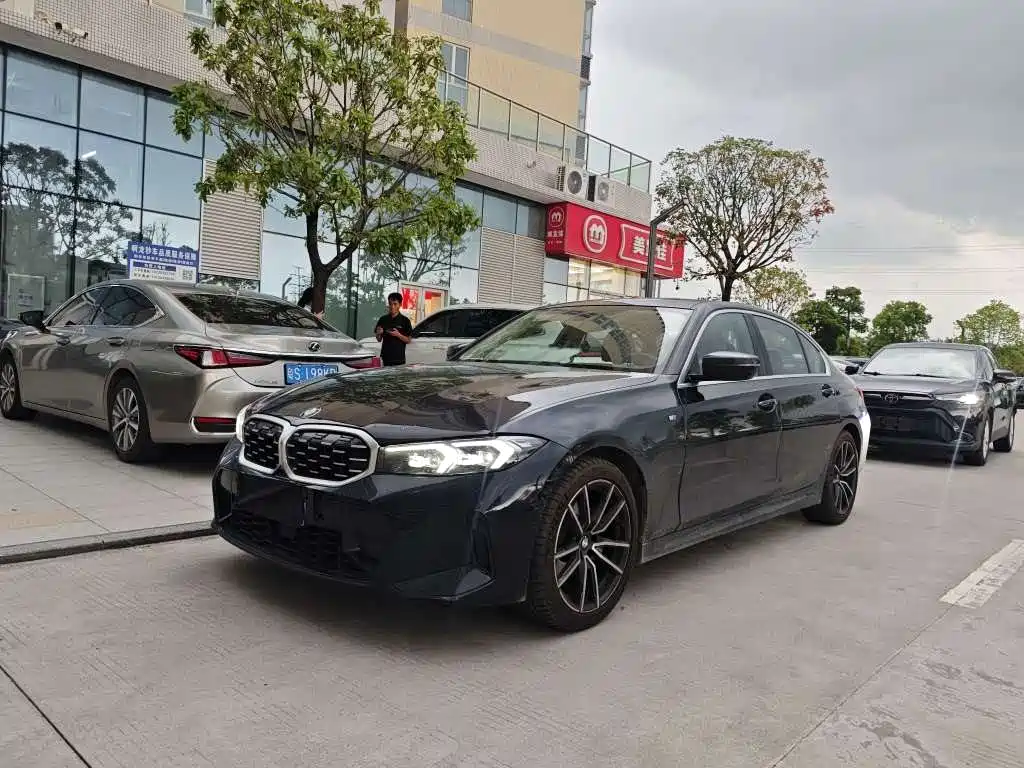 BMW 3 Series 2024