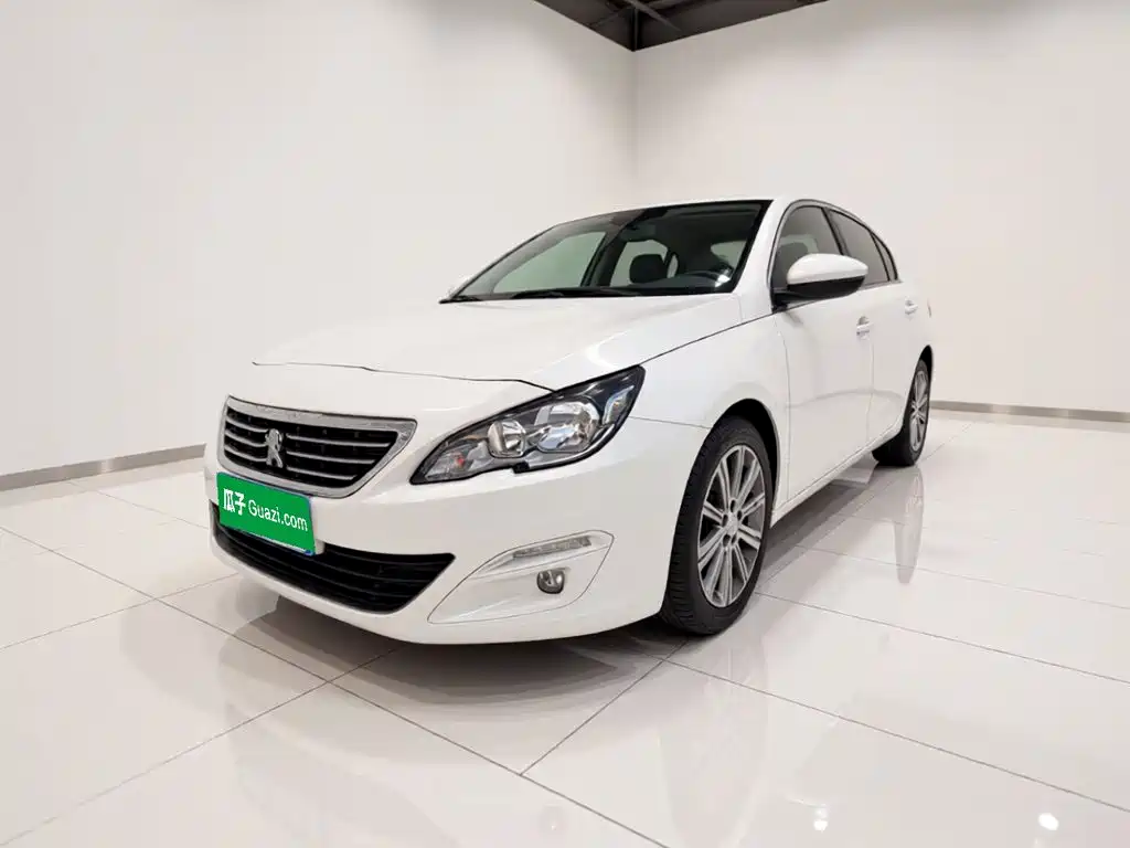 Peugeot 408 2016