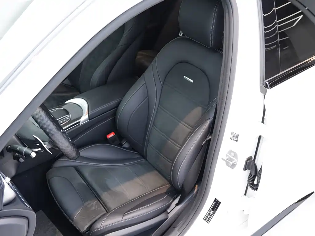 Mercedes-Benz C-Class AMG 2022 — фото 8