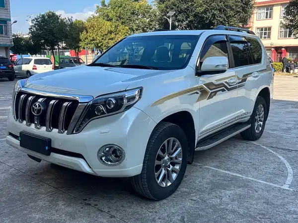 Toyota Prado 2016
