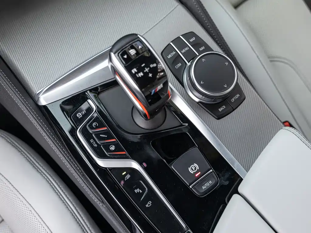 BMW M5 2020 — фото 14
