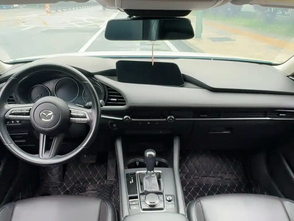 Mazda 3 Axela 2020
