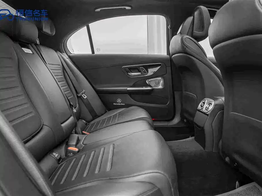 Mercedes-Benz C-Class 2021 — фото 16