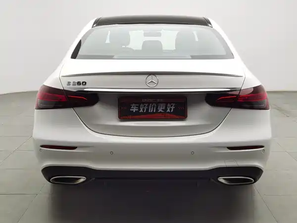 Mercedes-Benz E-Class 2022