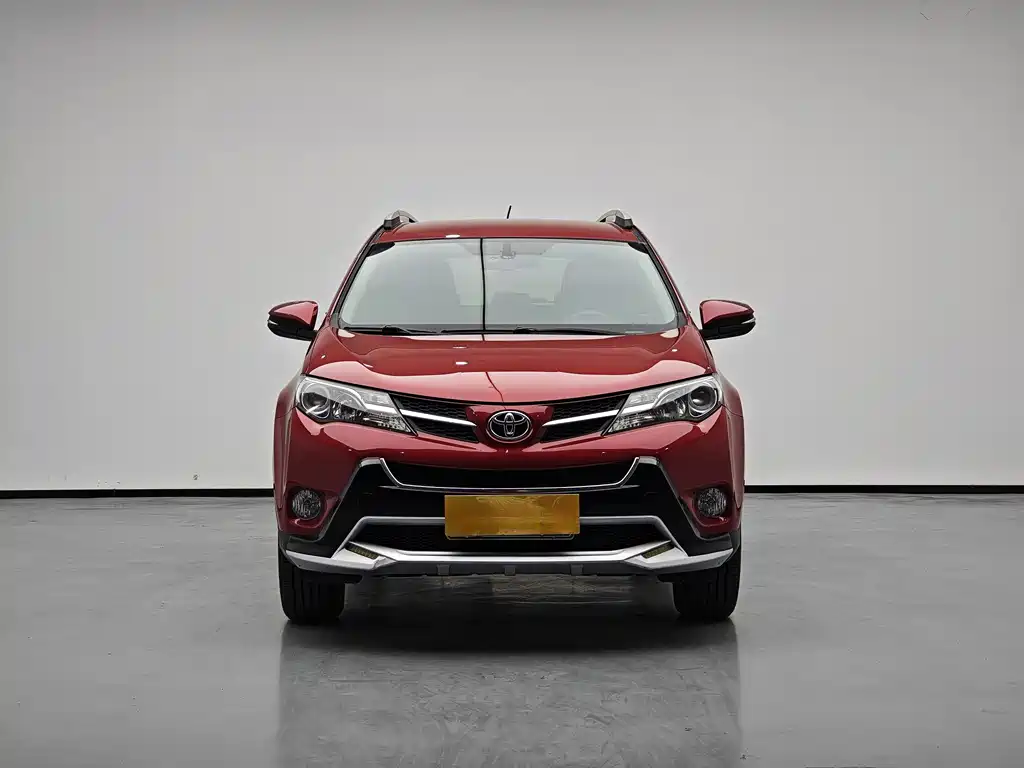 Toyota RAV4 2014 — фото 2