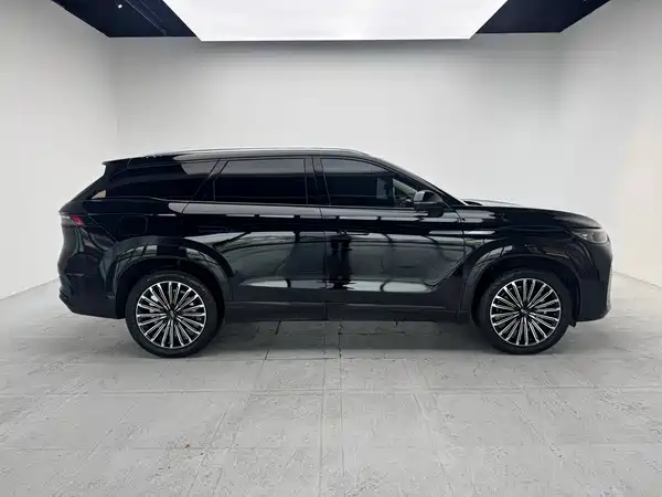 Chery Tiggo 9 C-DM 2025