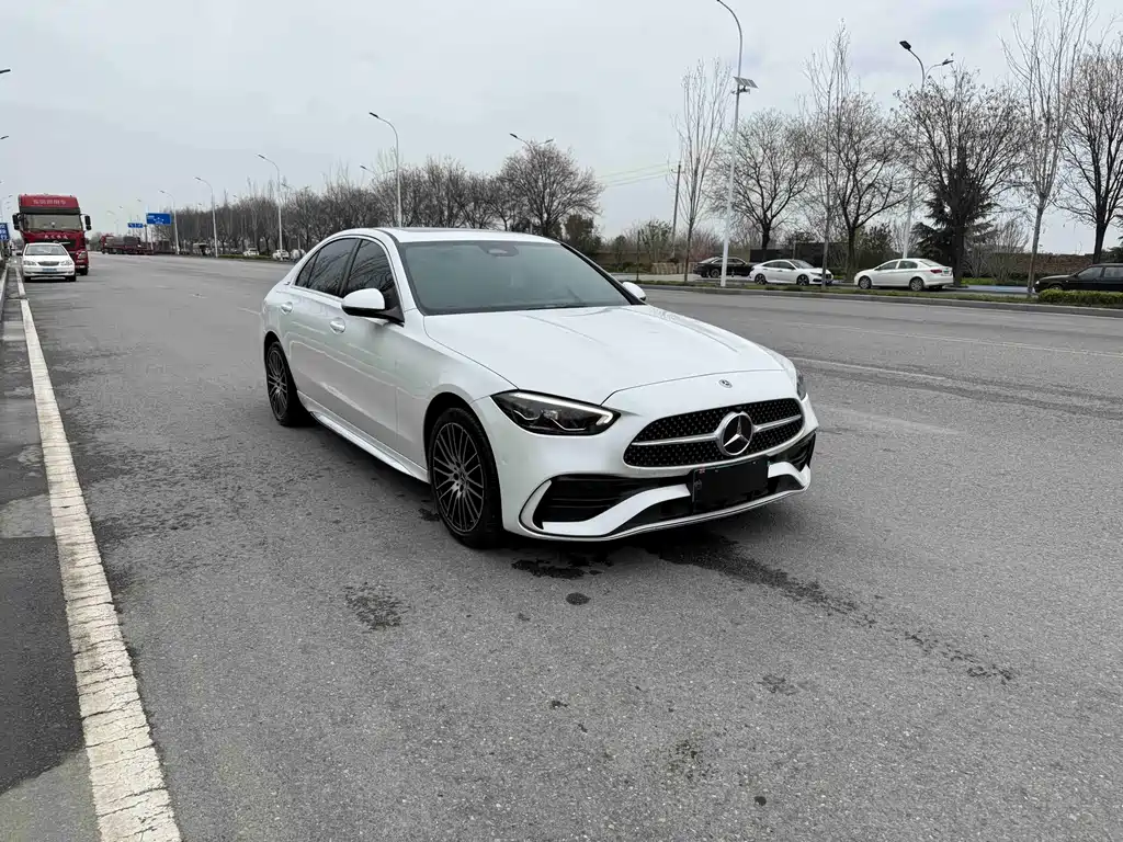 Mercedes-Benz C-Class 2023