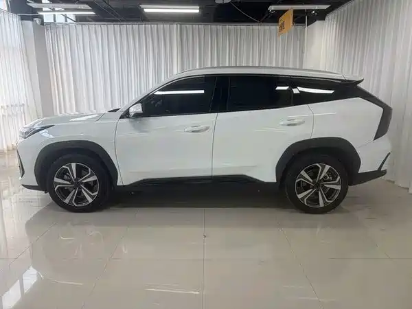 Geely Boyue L 2026