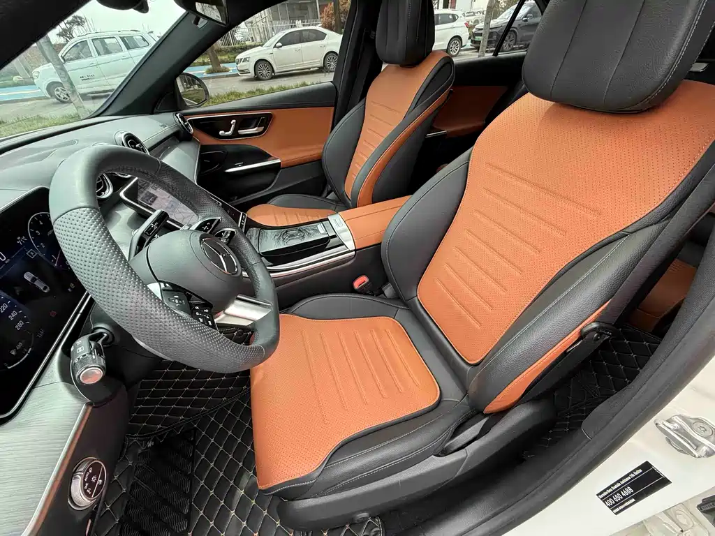 Mercedes-Benz C-Class 2023 — фото 9