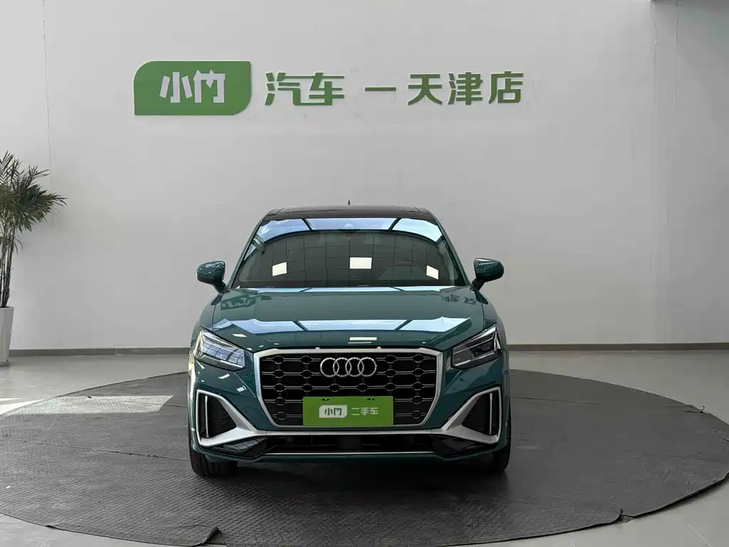 Audi Q2L 2023 — фото 7
