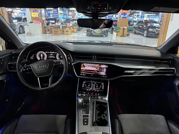 Audi A6L 2020