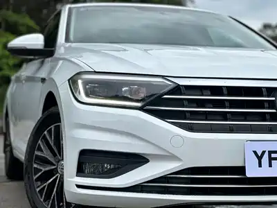 Volkswagen Sagitar 2019