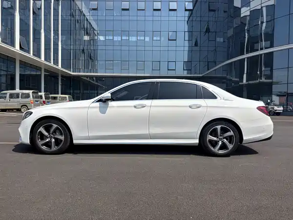 Mercedes-Benz E-Class 2019