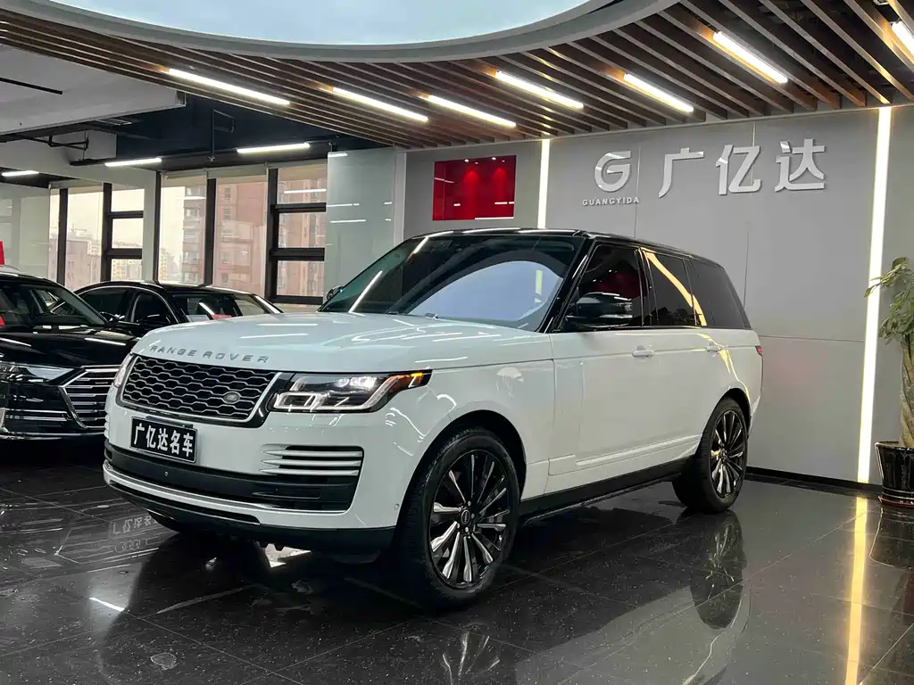 Land Rover Range Rover 2018 — фото 1