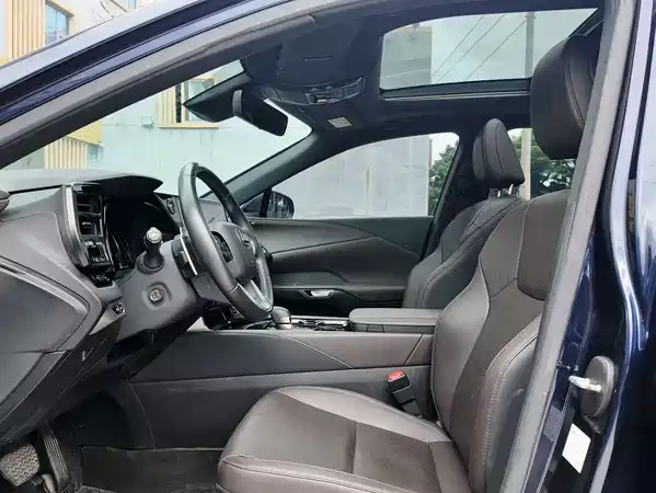 Lexus RX 2024