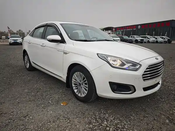 Ford Escort 2017