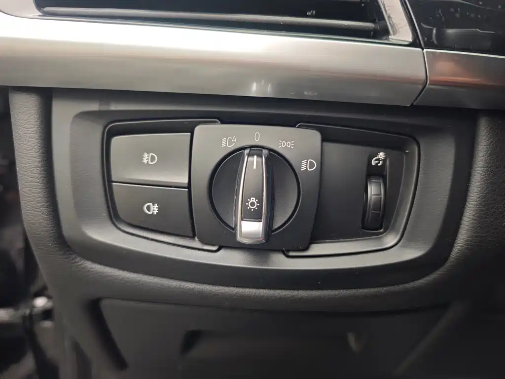 BMW X6 2018 — фото 12