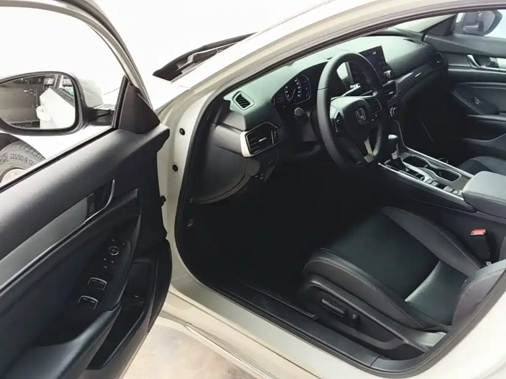 Honda Accord 2021 — фото 16