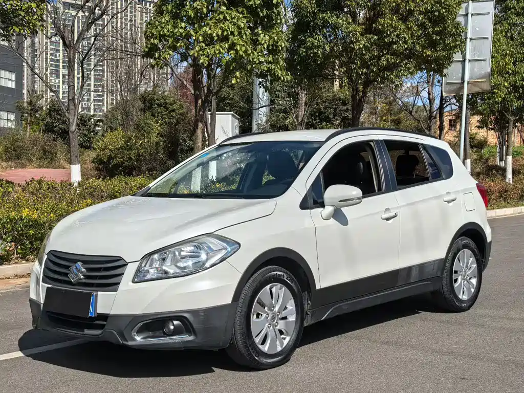 Suzuki S-Cross 2017 — фото 1