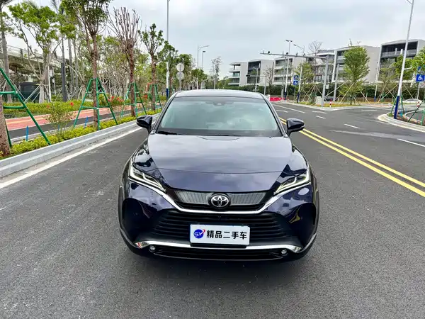 Toyota Harrier 2022