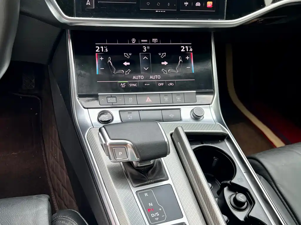 Audi A6L 2021 — фото 12