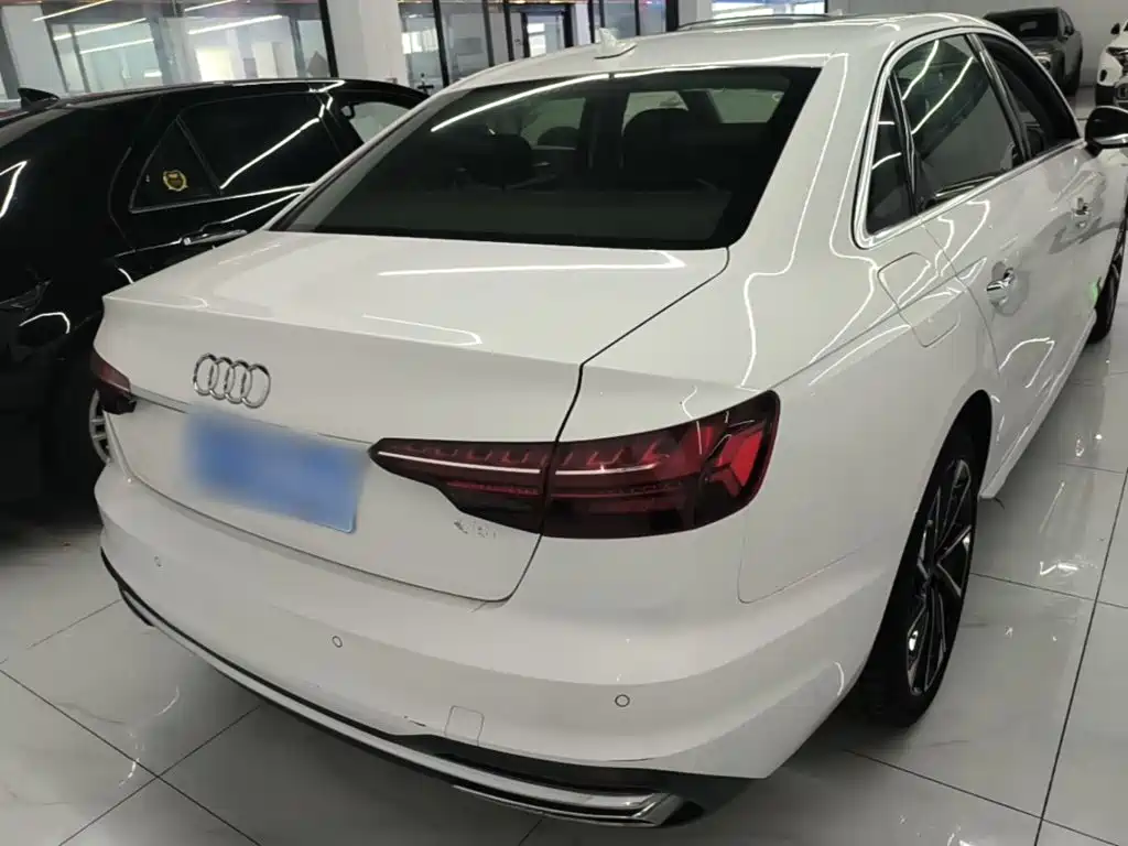 Audi A4L 2022