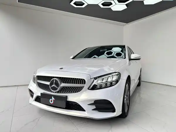 Mercedes-Benz C-Class 2020
